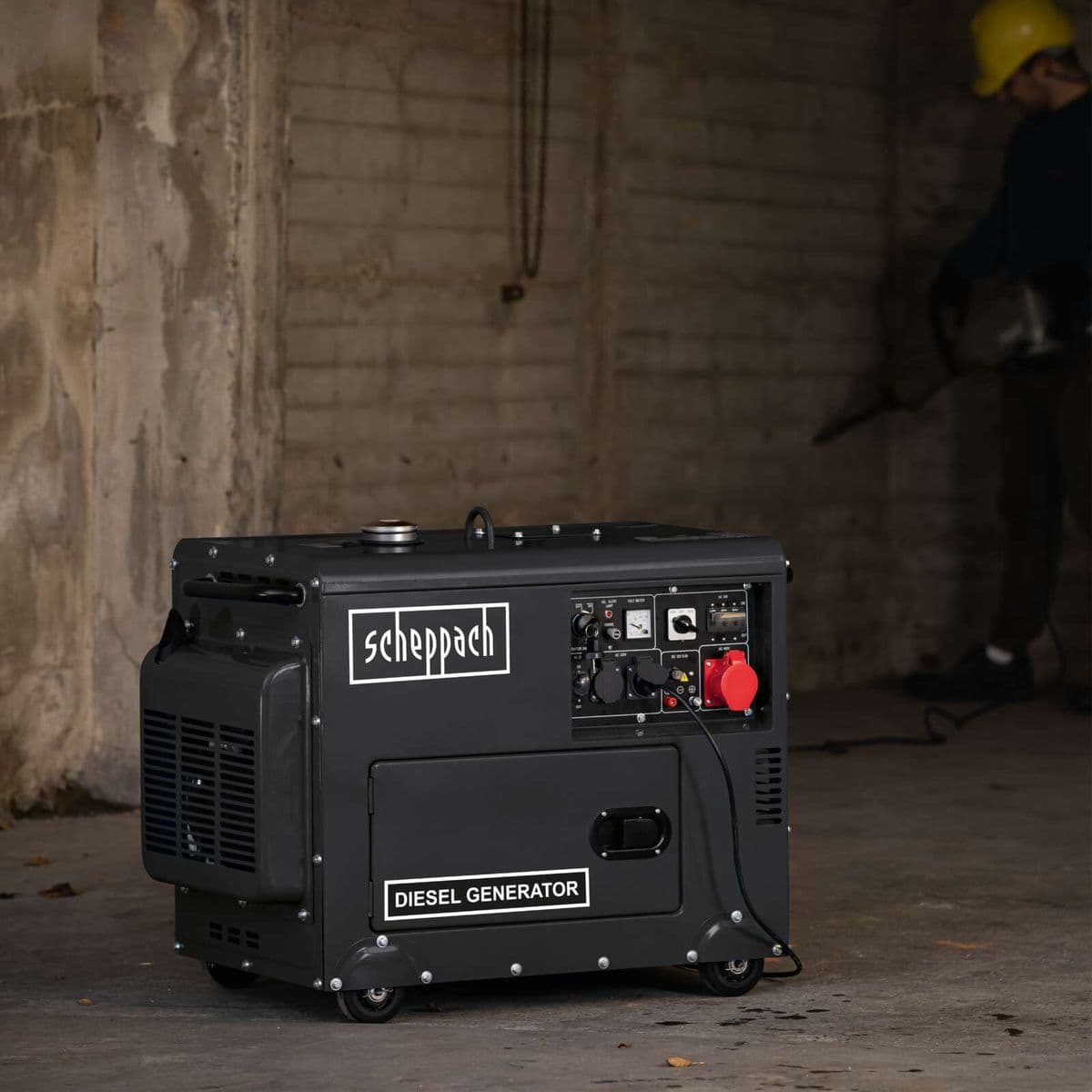 Generador Diésel 5000W Scheppach Black Edition - Trifásico y Monofásico, Arranque Eléctrico - Vista lateral